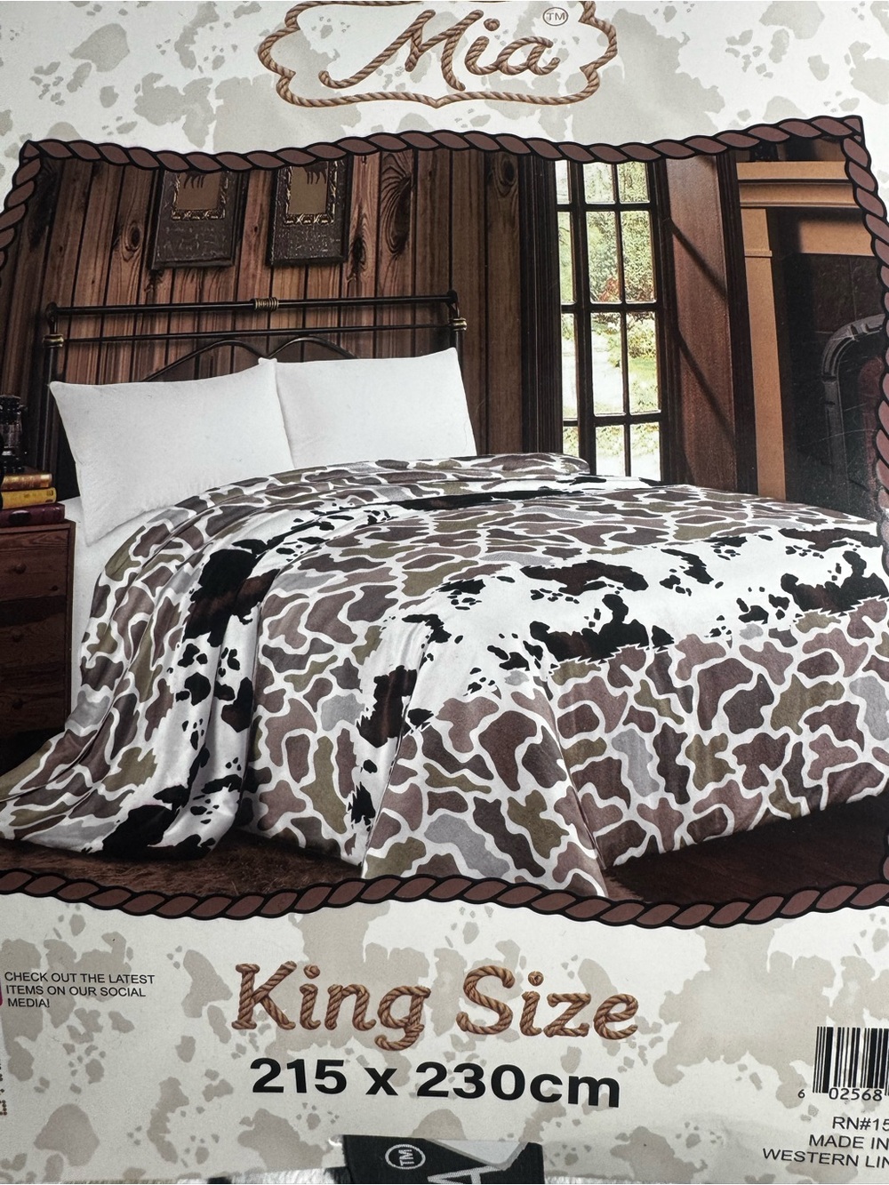 MIA Cow and Camo Printed King Size Comforter